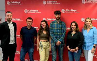 Dos alumnos de la Universidad San Jorge realizan el vídeo ¿Qué es Cáritas Zaragoza?