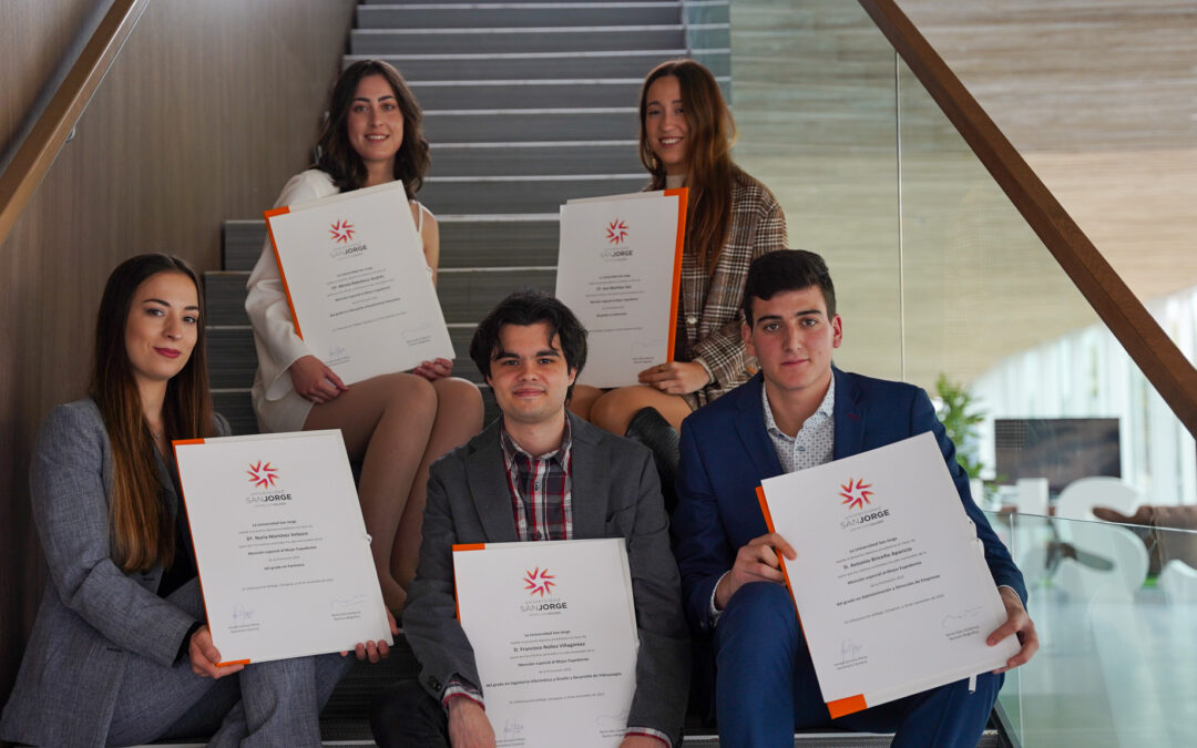 La Universidad San Jorge entrega los premios extraordinarios de grado de la promoción 2022 a los alumnos más brillantes