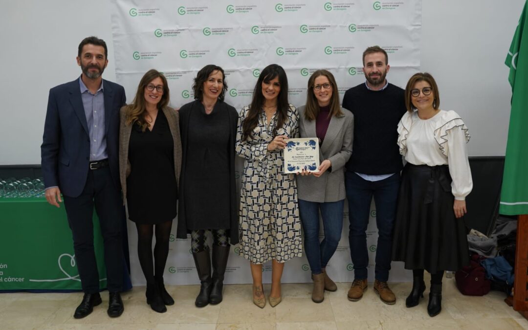La Universidad San Jorge recibe la distinción de “Voluntaria de honor” de la Asociación Española contra el Cáncer en Zaragoza