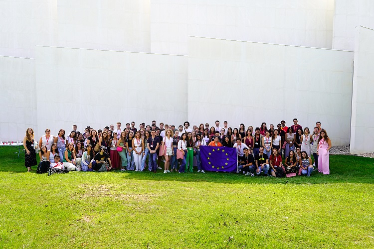Más de 90 estudiantes de 22 países llegan a la USJ para cursar el primer semestre en Zaragoza