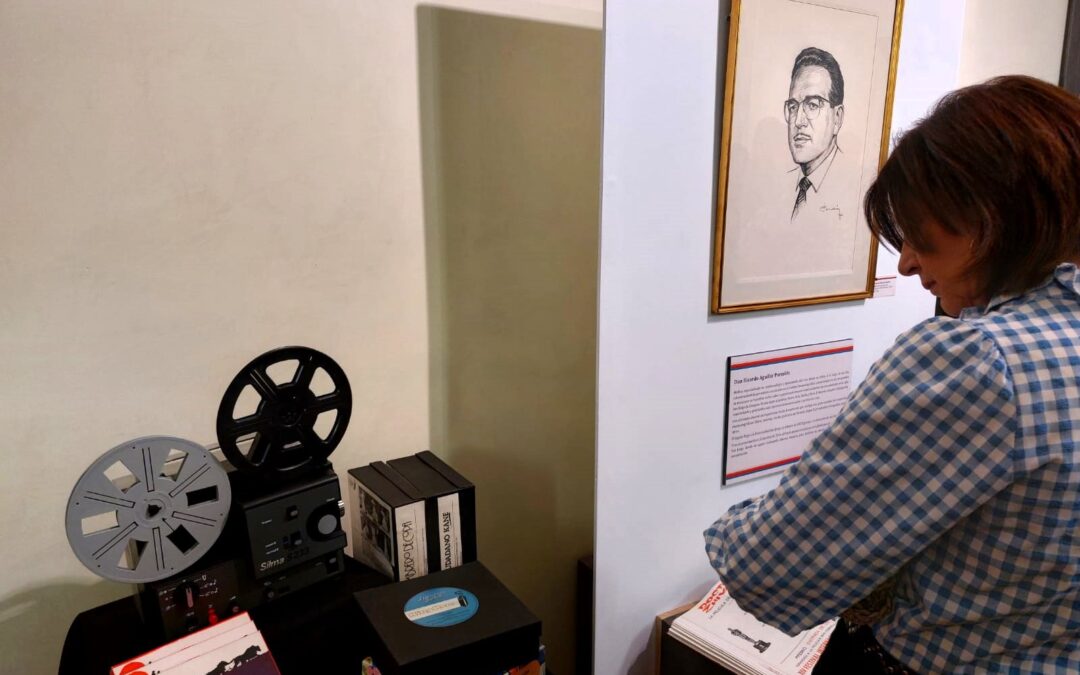 La Universidad San Jorge presenta el legado de Ricardo Aguilar, un fondo documental que recorre la historia del cine