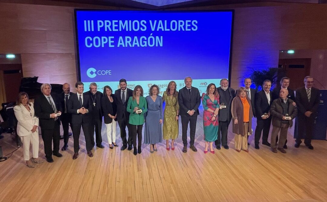 Grupo San Valero entrega el premio ‘Especial Valores’ de Cope a Miguel Ángel Tirado
