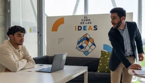 Apoyo y fomento de emprendedores