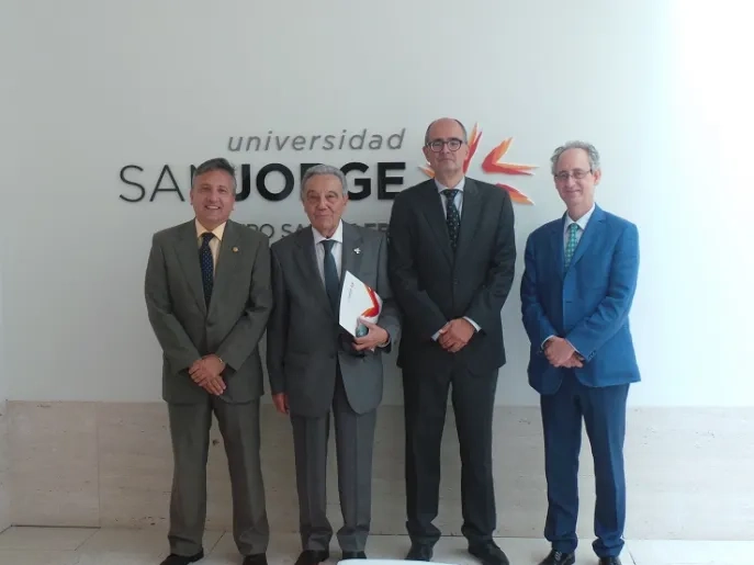 El grado en Derecho de la USJ firma dos convenios con el Colegio de Notarios de Aragón y la Academia Aragonesa de Jurisprudencia