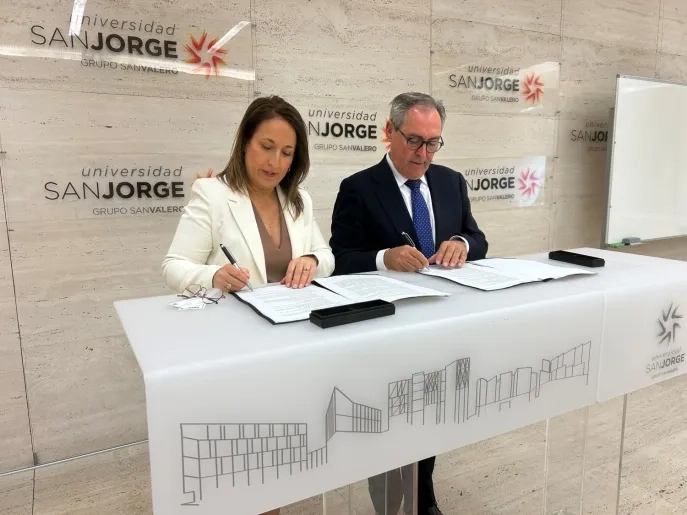 La Universidad San Jorge y la Federación de Empresas Químicas y Plásticos de Aragón firman un convenio de colaboración en investigación y cooperación educativa