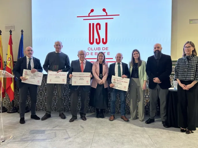 El equipo “Séneca” gana la primera Liga de Debate USJ Sénior