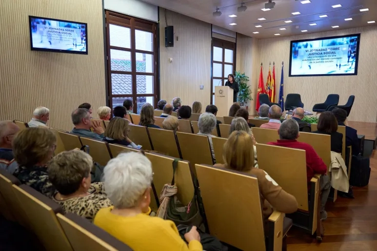 La VI Jornada sobre Justicia Social de la USJ aborda la necesidad de impulsar una sociedad más justa basada en la igualdad de oportunidades y la resiliencia comunitaria 