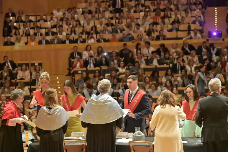 La Universidad San Jorge celebra las graduaciones de alrededor de 700 alumnos de la promoción 2025