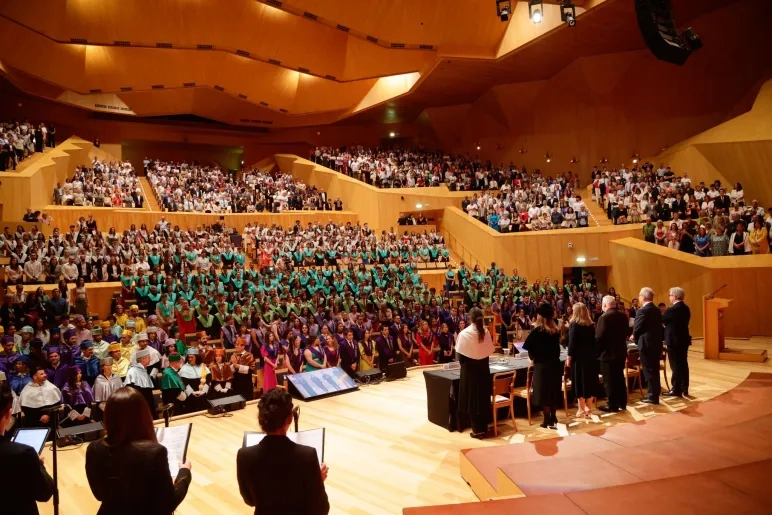 Más de 600 alumnos de la promoción 2025 de la Universidad San Jorge celebran su graduación