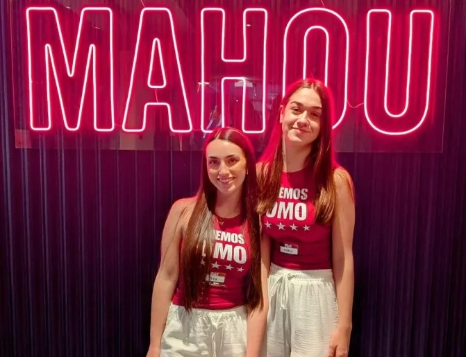 Las alumnas Ana Capalvo y Andrea Bernal, ganadoras del concurso MahouLab2025