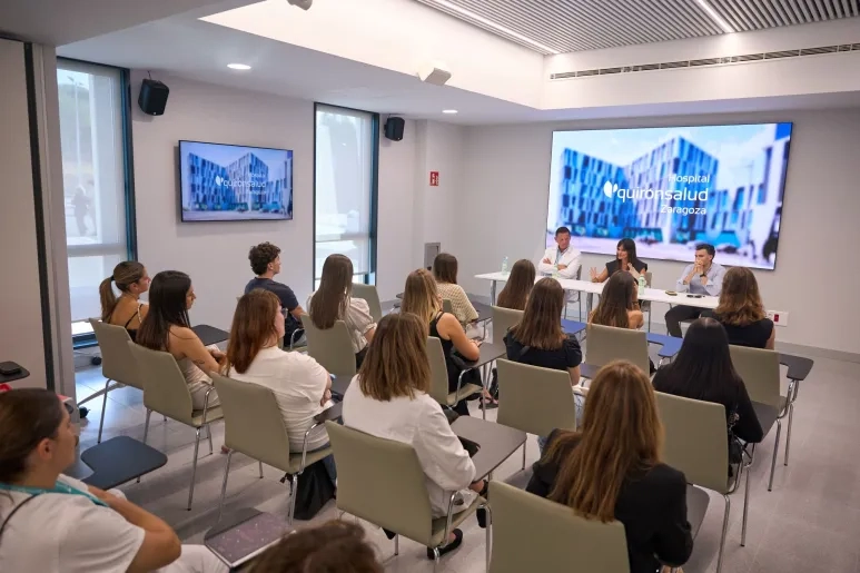 Doce alumnos de Enfermería participan en una nueva edición de TalentBeats, el programa de formación práctica de Quirónsalud 