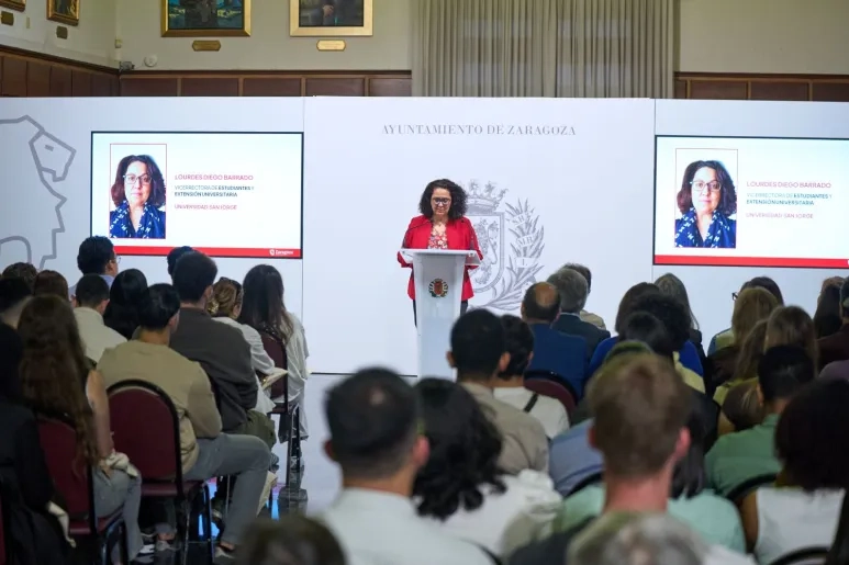 Zaragoza da la bienvenida a los alumnos internacionales que han elegido la ciudad para formarse 
