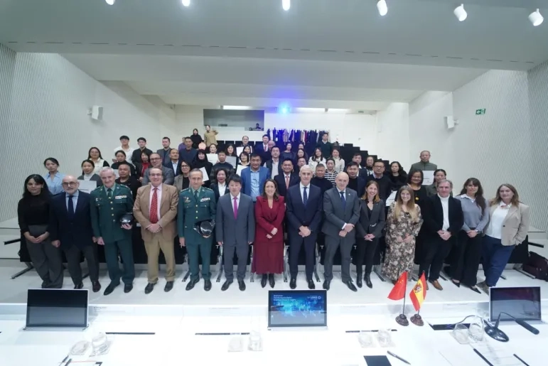 El Grupo San Valero gradúa a casi 50 alumnos de la primera promoción del curso de transformación digital para empresas chinas en España 