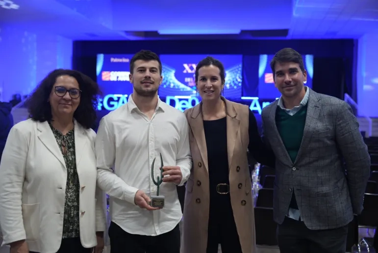 El equipo de rugby 7 de la Universidad San Jorge, premiado como mejor equipo universitario en la Gala del Deporte Aragonés