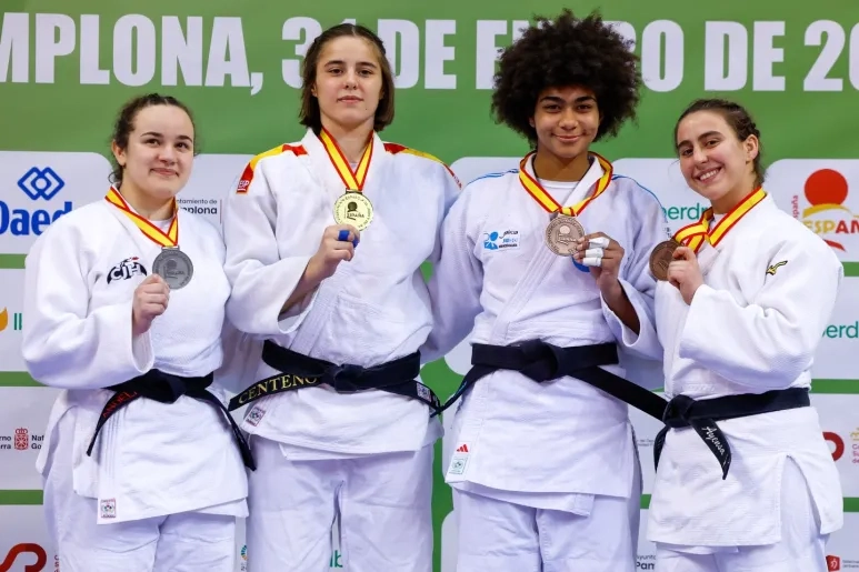 La alumna Candela Pérez, subcampeona de España de Judo Junior en la categoría  –78 kg