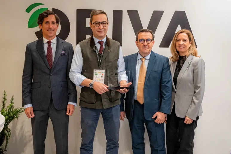 El profesor de la USJ Juan Revenga, premiado por su labor de divulgación nutricional 