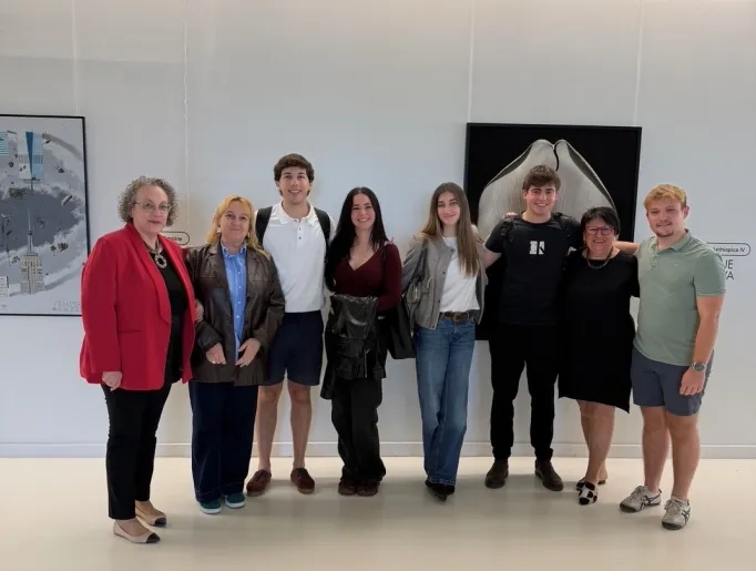 Dircom Aragón y Universidad San Jorge premian la campaña "MeTeNos" para ASAPME Aragón en el taller solidario de comunicación