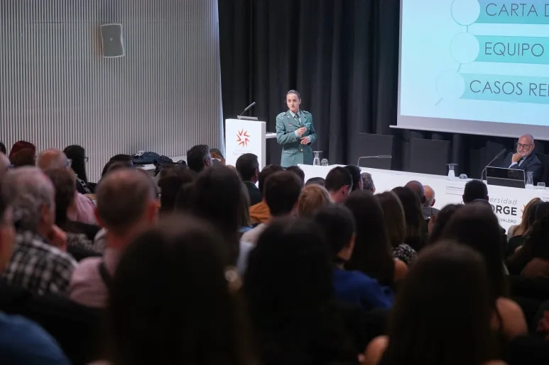  La ciencia al servicio de la verdad: la Guardia Civil acerca la criminalística forense a la Universidad San Jorge