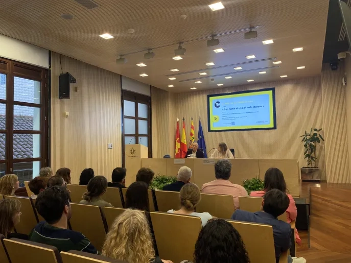 La literatura y el crimen dialogan en la última sesión del ciclo El arte de la criminología