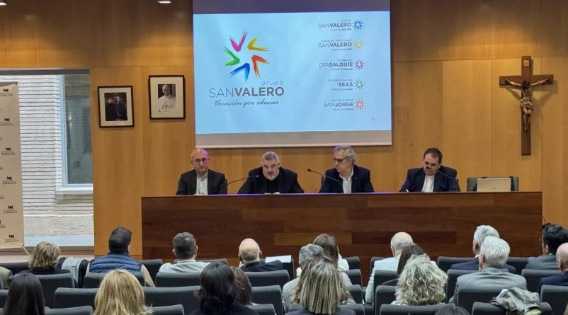  El arzobispo de Zaragoza preside la jornada de identidad de Grupo San Valero 