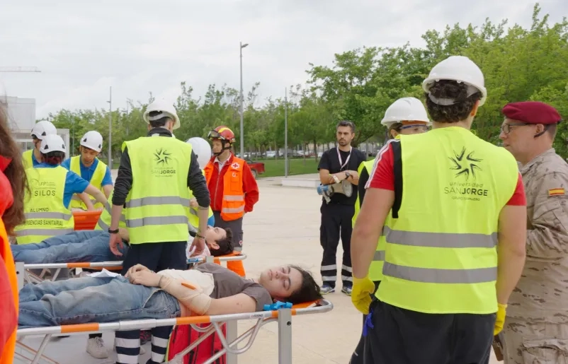 Más de 120 personas participan en un simulacro con múltiples víctimas organizado por el Máster de Urgencias, Emergencias y Críticos
