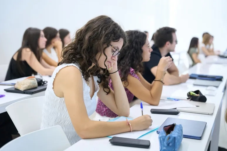La Universidad San Jorge inicia el curso 2026-2027 con más de 1.300 nuevos estudiantes y estrena el octavo edificio en su campus de Villanueva de Gállego