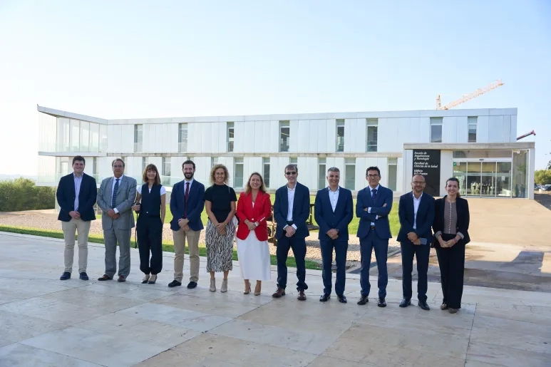 La Universidad San Jorge y NTT DATA crean una nueva cátedra para impulsar el talento digital y la innovación tecnológica
