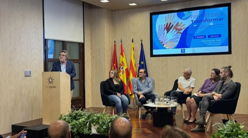 La Jornada 'Formar para Transformar' reúne a la comunidad educativa para celebrar los 25 años del Centro de Formación Casco Viejo