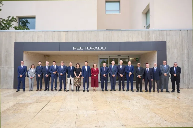 El ministro dominicano Rafael Santos Badía visita Zaragoza para reforzar la colaboración con el Grupo San Valero