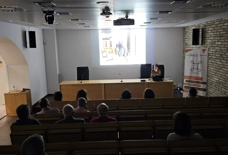 El Archivo Jalón Ángel del Grupo San Valero celebra la IV Jornada Internacional Anna Atkins de Fotografía