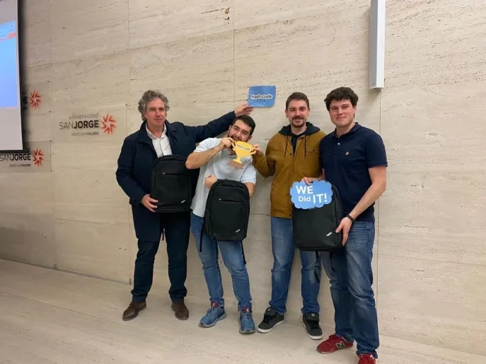 Dos alumnos y dos profesores de la USJ, primeros de España en un concurso de programación de Google