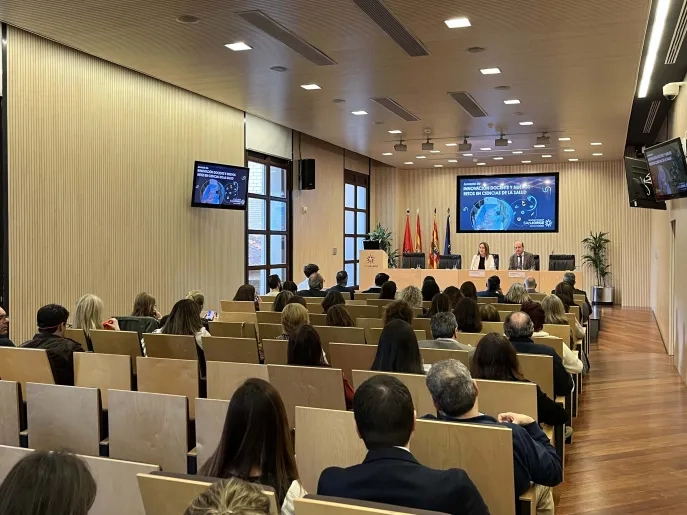 Docentes, investigadores y profesionales debaten en la USJ sobre innovación docente, ética y vanguardia en ciencias de la salud