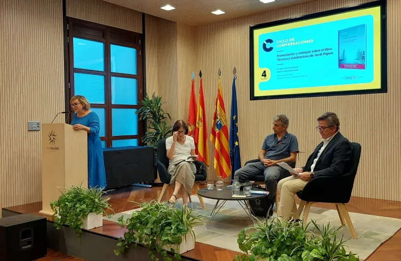 El filósofo Jordi Pigem presenta su libro ‘Técnica y totalitarismo’ en el que analiza cómo influye el desarrollo de la tecnología en el ser humano