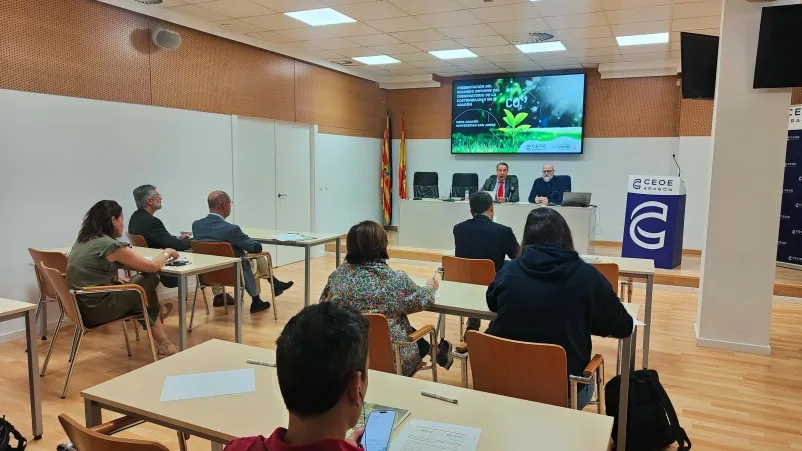 La huella de carbono total de las empresas aragonesas creció un 3,61% en 2022, aunque a nivel individual el 43 % de las organizaciones lograron reducirla
