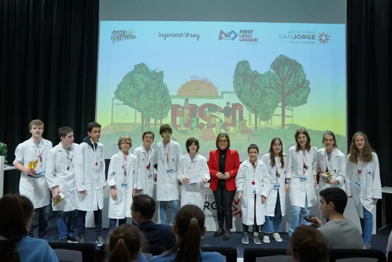 El equipo FSINGENIUM gana la First Lego League en Aragón