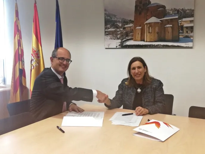 La USJ colabora con la ONG Harambee en la formación de mujeres africanas