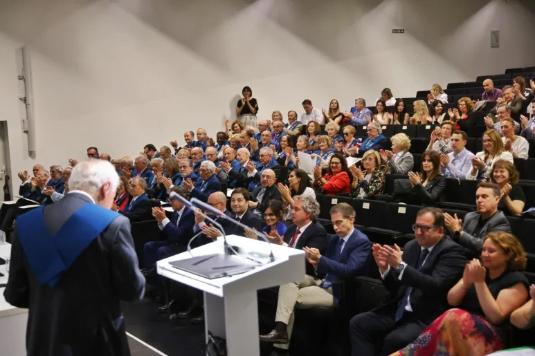 La USJ celebra la graduación de la segunda promoción de la Universidad Sénior 