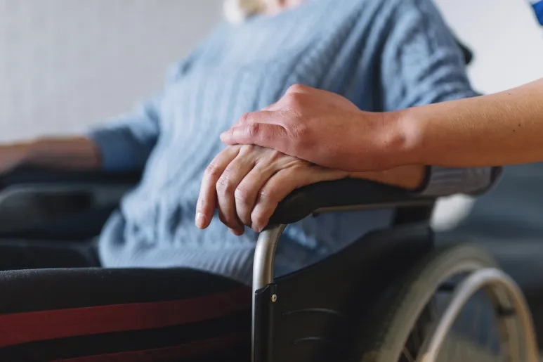 Un sensor en la cama permitirá poner fin a las caídas de los ancianos