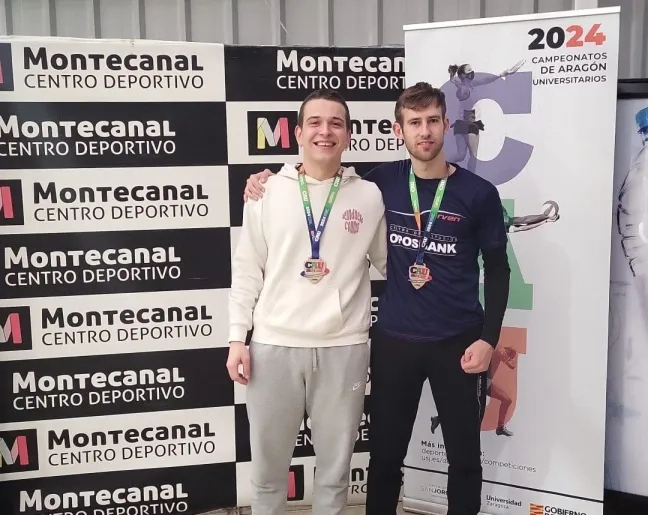 El alumno de la USJ Pedro Franco, campeón de Aragón universitario de pádel