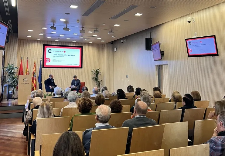 Comienza una nueva edición del ciclo 'El sillón rojo' con la vida y obra de Federico García Lorca