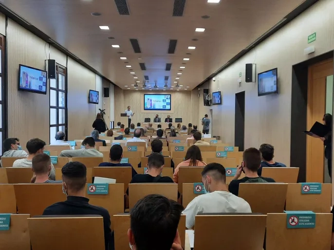 La segunda sesión de las jornadas “Tendencias tecnológicas en la empresa” acercan a la sociedad los últimos avances en inteligencia artificial