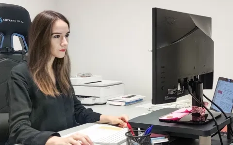 María Franco, egresada de Traducción y Comunicación Intercultural, crea MF Traducciones