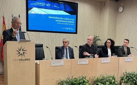 Más de 300 alumnos comienzan el curso de la USJ Sénior, que un año más cuenta con todas las plazas cubiertas