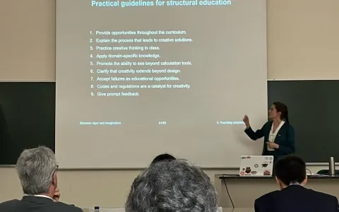 Ana Bertol, egresada y profesora de la USJ, defiende la primera tesis doctoral en Educación en Ingeniería, Ciencia y Tecnología en España