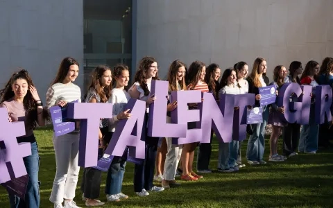 STEM Talent Girl, el programa de talento femenino científico-tecnológico de la Fundación ASTI en colaboración con la Universidad San Jorge, cierra con éxito su primera edición