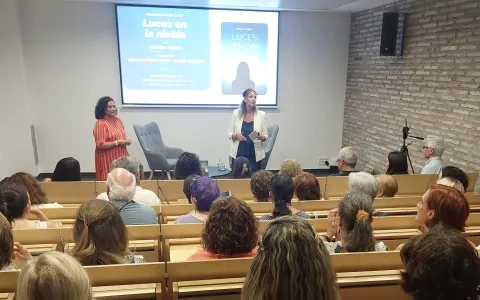 Presentación de la novela 'Luces en la niebla', de Marisa Felipe 