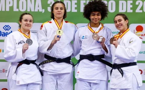 La alumna Candela Pérez, subcampeona de España de Judo Junior en la categoría  –78 kg
