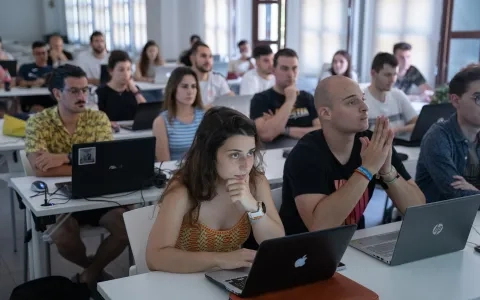 La USJ incorpora un nuevo certificado especializado en el enfoque educativo del Bachillerato Internacional para futuros docentes