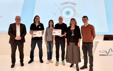 Antonio Iglesias, docente de la USJ, obtiene el segundo premio en el certamen del Primer Premio Nacional Ojo al Dato, impulsado por FZC, en colaboración con Ayuntamiento de Zaragoza y Fundación Ibercaja