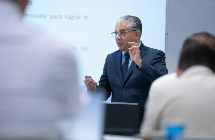 Metodología innovadora EXPERIENCIAL Y ENFOCADA A LAS EMPRESAS
